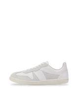 Botas × Footshop White